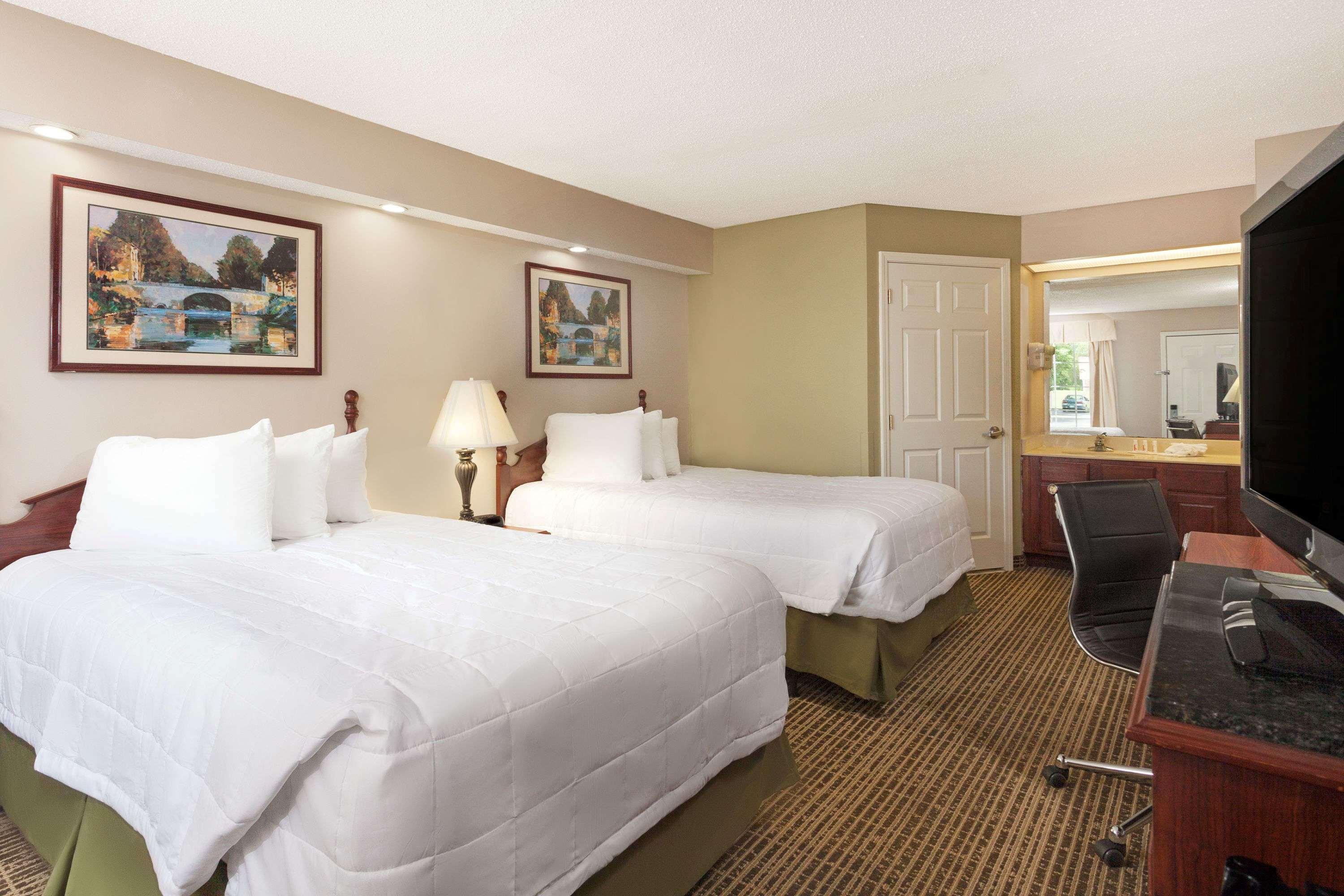 Baymont By Wyndham Tullahoma Otel Dış mekan fotoğraf