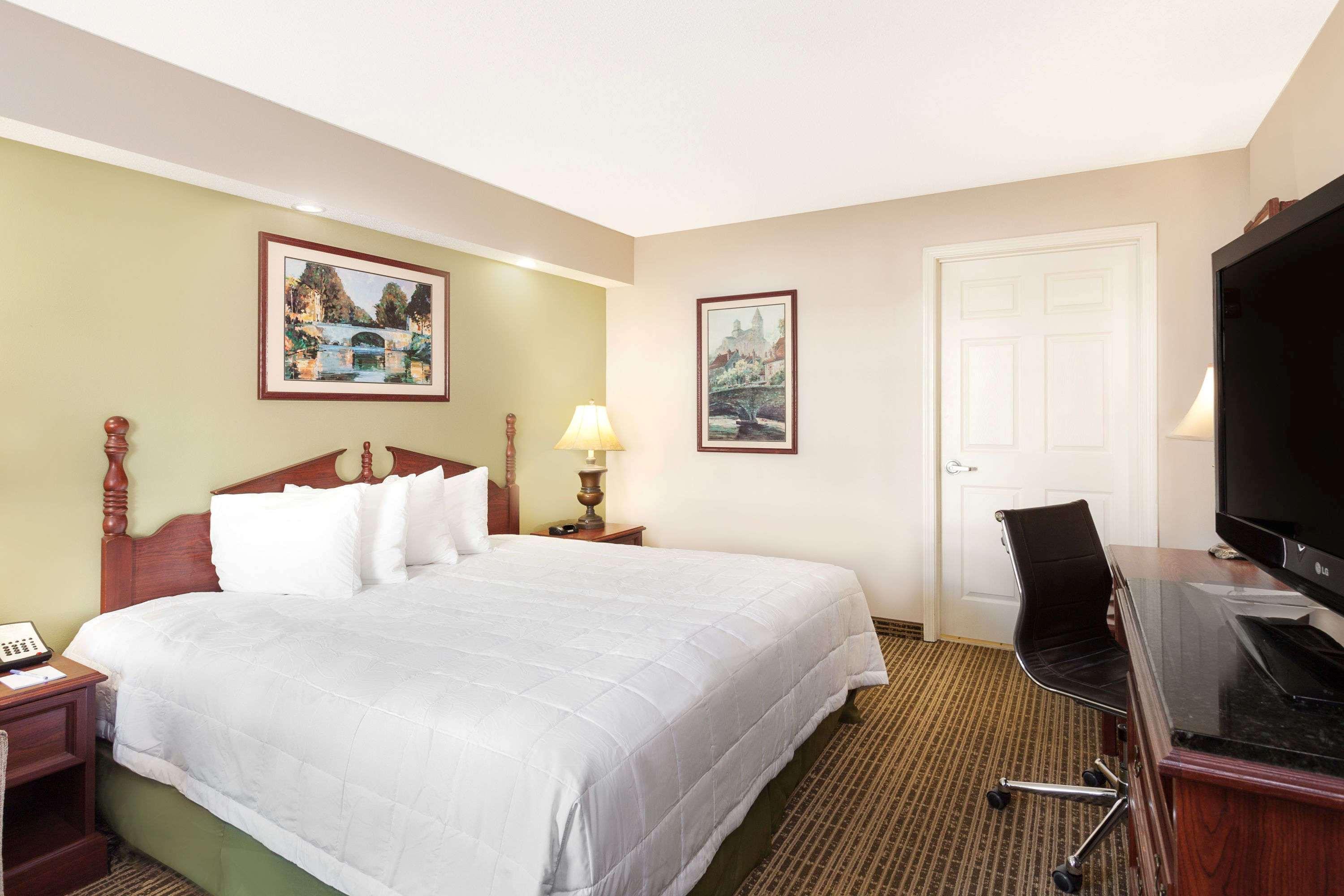 Baymont By Wyndham Tullahoma Otel Dış mekan fotoğraf